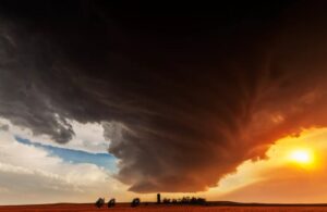 Nuvens imensas que foram tornados nos EUA. A imagem foi finalista no concurso de fotos de tempestades