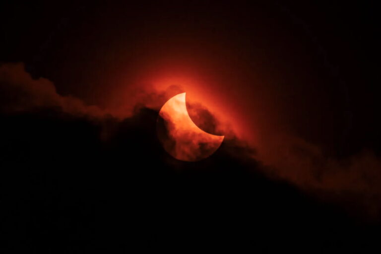 Sol, lua, galáxias e mais: Observatório de Greenwich revela imagens impressionantes do céu