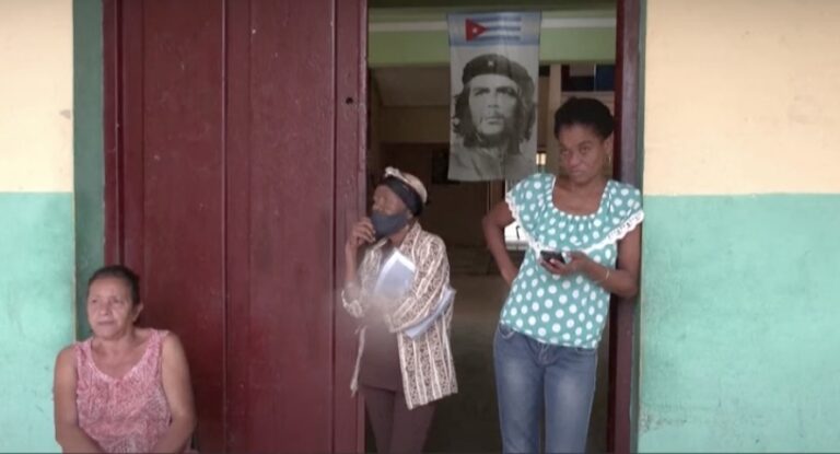 ‘Apagões’ viraram ameaça tão grave à imprensa independente em Cuba quanto a repressão, apontam jornalistas