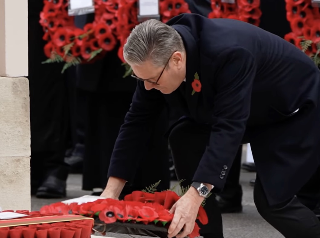 Premiê britânico, Keir Starmer, no Remebrance Day 2025 