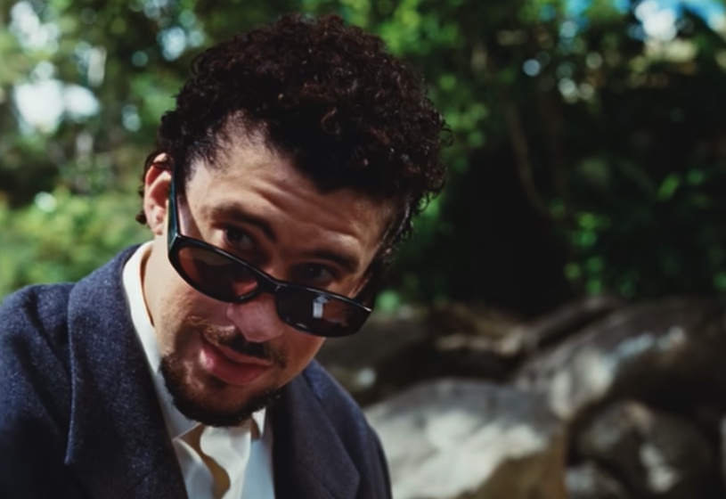 Quem é Bad Bunny, estrela do intervalo do Super Bowl – e como seu espanhol porto-riquenho virou afirmação política e cultural