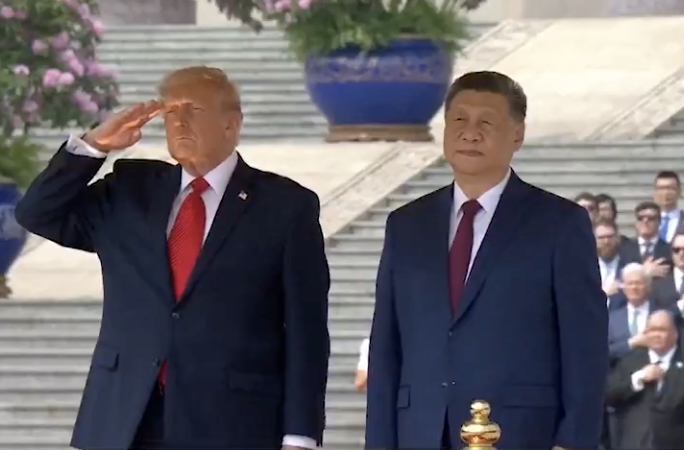 Trump é instado pela RSF a exigir libertação de jornalista preso em Hong Kong durante visita à China