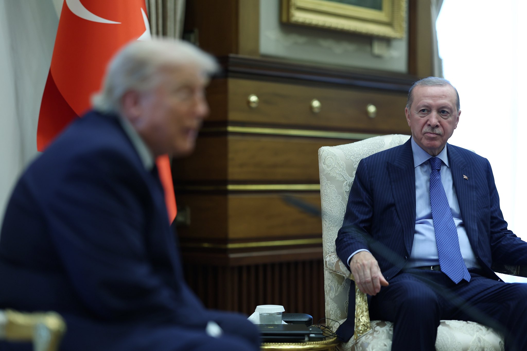 ONGs instam líderes a exigirem da Turquia libertação de jornalistas presos às vésperas da cúpula da Otan