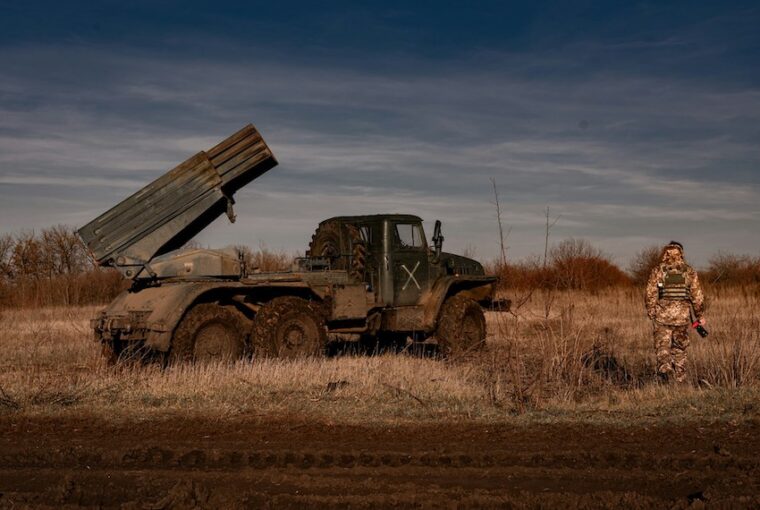 Tanque na guerra da Ucrânia